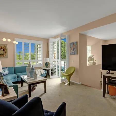 La Palme Regency Villa
